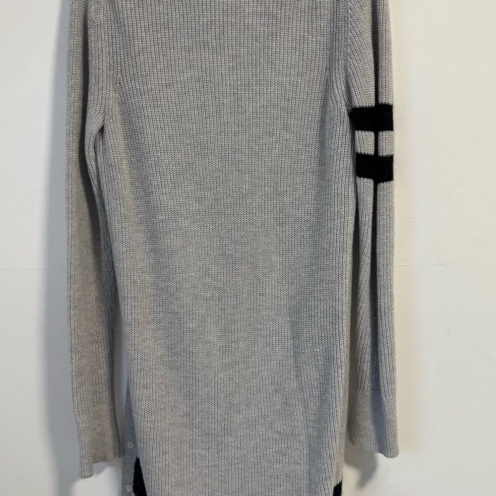Banana Republic grey and black stripe knee length cardigan
